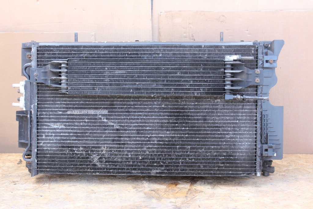 фото №8, Радиатор chrysler voyager iv 2000-2007r 2.8 d crdi автоматическая коробка передач