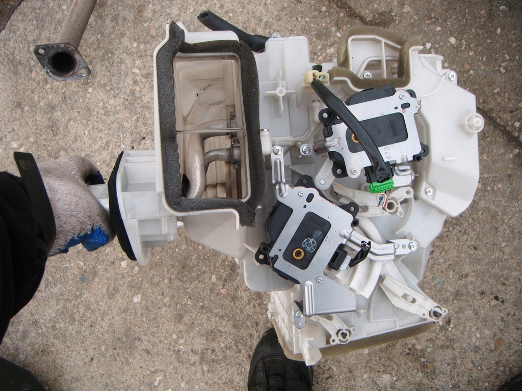 фото №8, Subaru outback iii 3 03-09 2.0 d испаритель