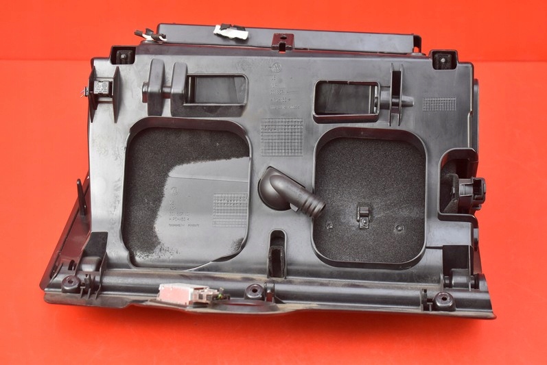 фото №5, Бардачок пасажира eu 3c1857114 vw passat b6 05-10