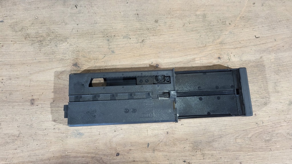 фото №4, Бардачок szyfladka audi a3 8p 04-07 hb 5d 8p0941561