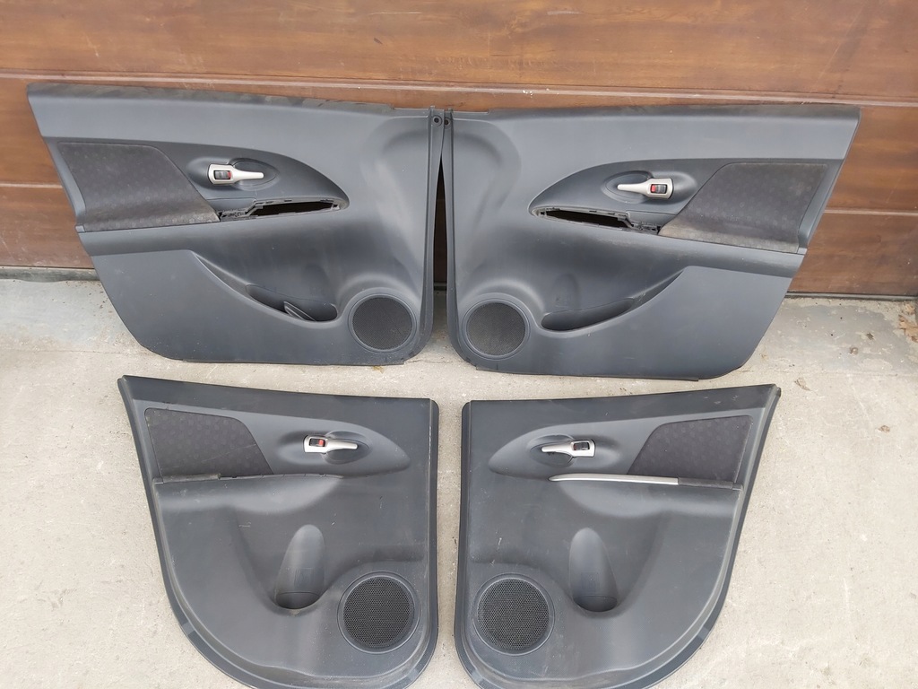 фото №9, Toyota urban cruiser заднее сиденье сиденье задняя ремни van