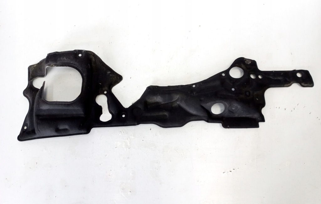 фото №1, Шумоизоляция стены перегородки mercedes w213