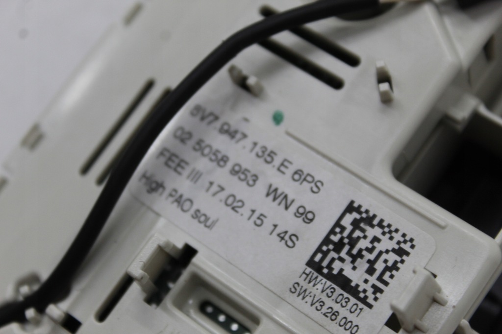 фото №5, Audi tt 8s лампа стельовий 8v7947135e