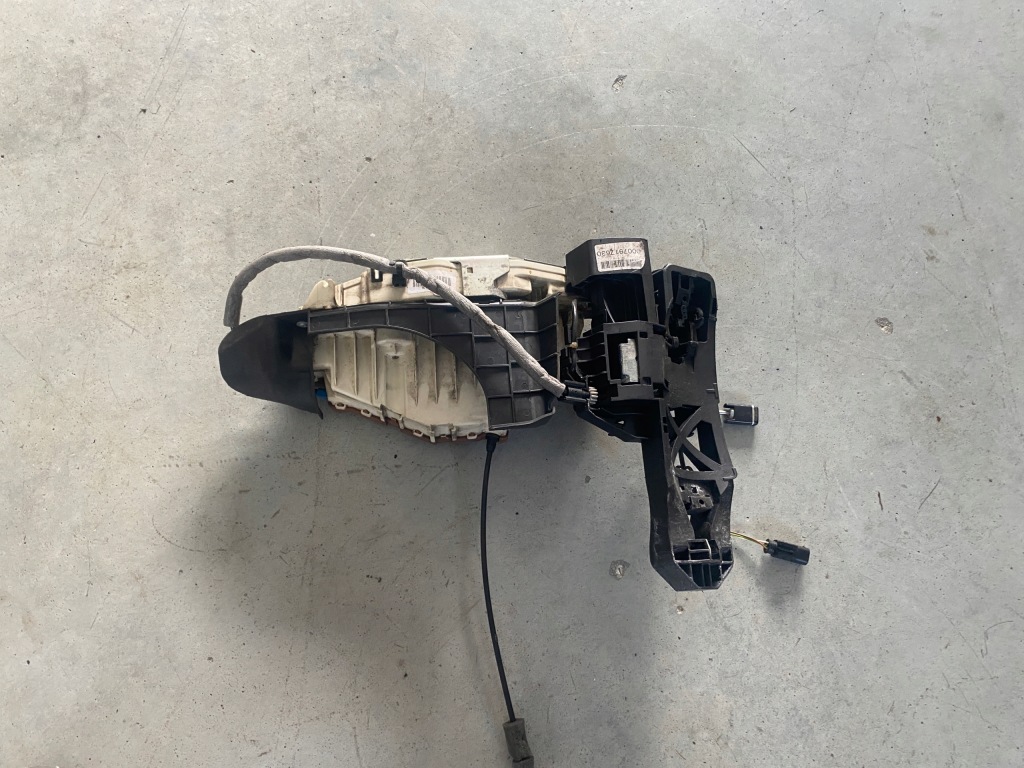 Купить Замок дверь правый перед mercedes s w221 cl w216 docia keyless 2217203035