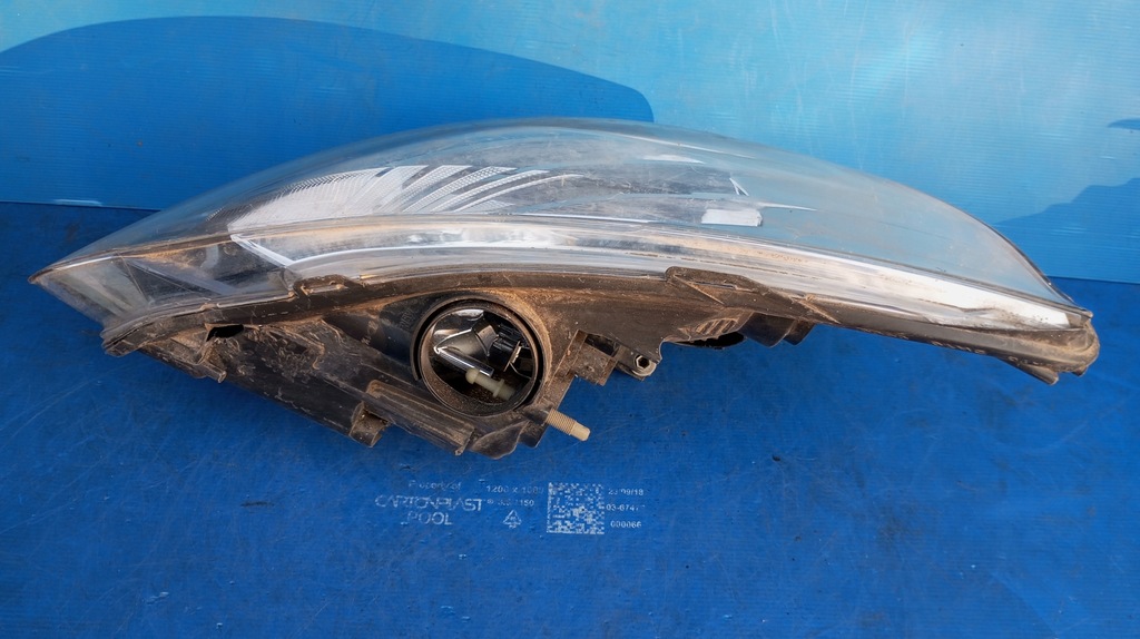 фото №13, Лампа правый перед europa 260106961r renault clio iv 4