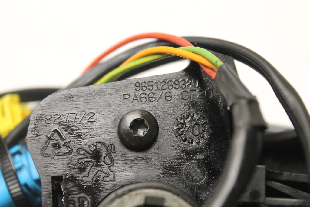 фото №8, Ручка наружная правая peugeot 307 cc cabrio ezr