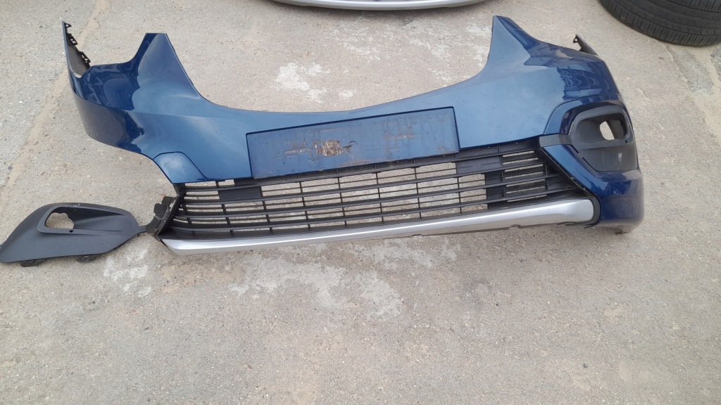 Купити Бампер перед передній combo e