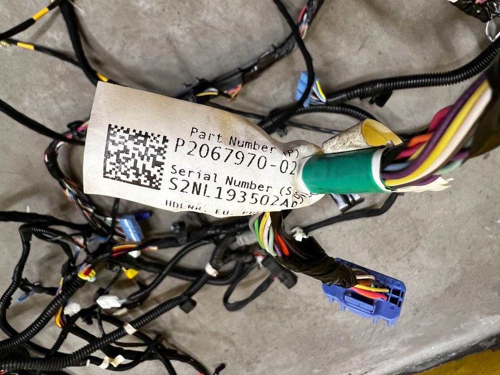 фото №8, Електропроводка електрична джгут головна салону ліва tesla model 3 przedlift