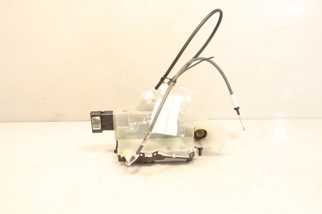 фото №1, Замок двері багажника opel combo e