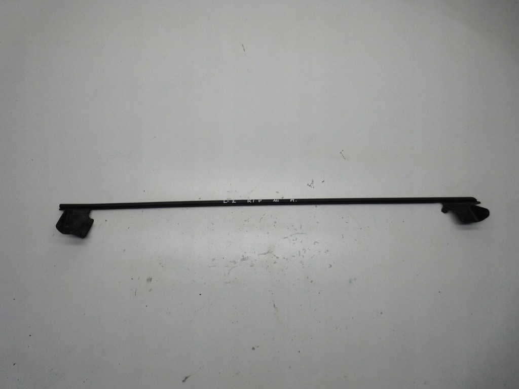 фото №1, Молдинг ущільнювач seat leon ii 1p права передня