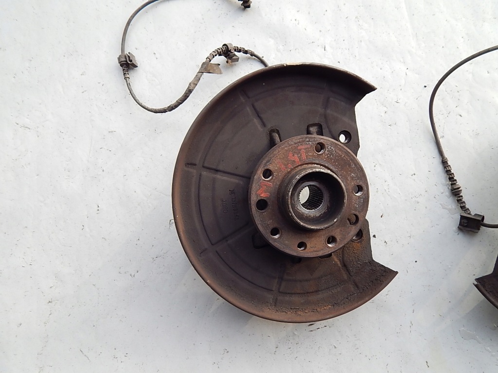 фото №1, Opel meriva b 1.4 turbo поворотный кулак правая