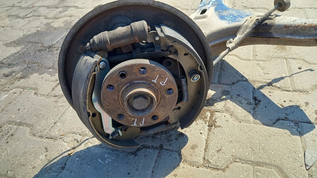 фото №4, Рычаг правый задняя vw transporter 95r