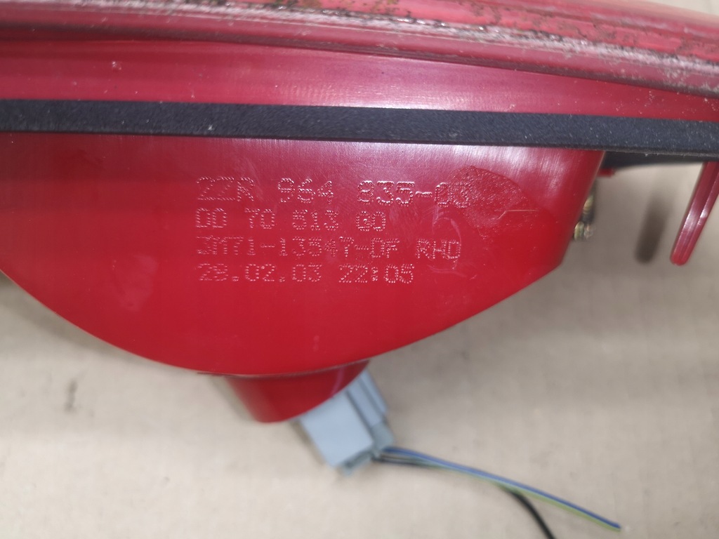 фото №8, Лампа w кришка задня права + ліва mazda ii 2 dy 03-07