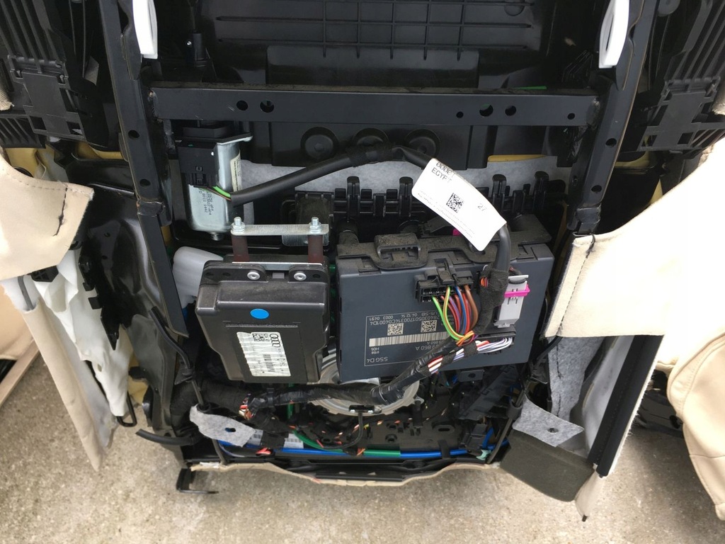 фото №10, Audi a8 long d4 2013 - сиденья сиденье кожа