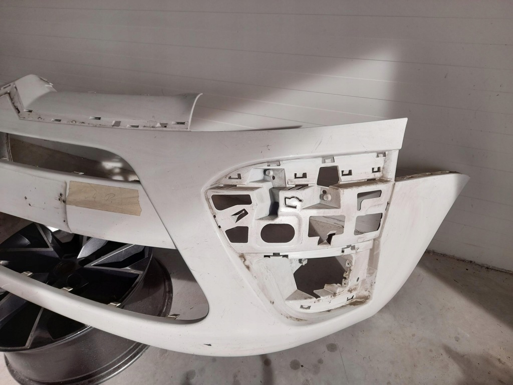 фото №3, Бампер передній citroen c4 picasso 1 06-10 r.