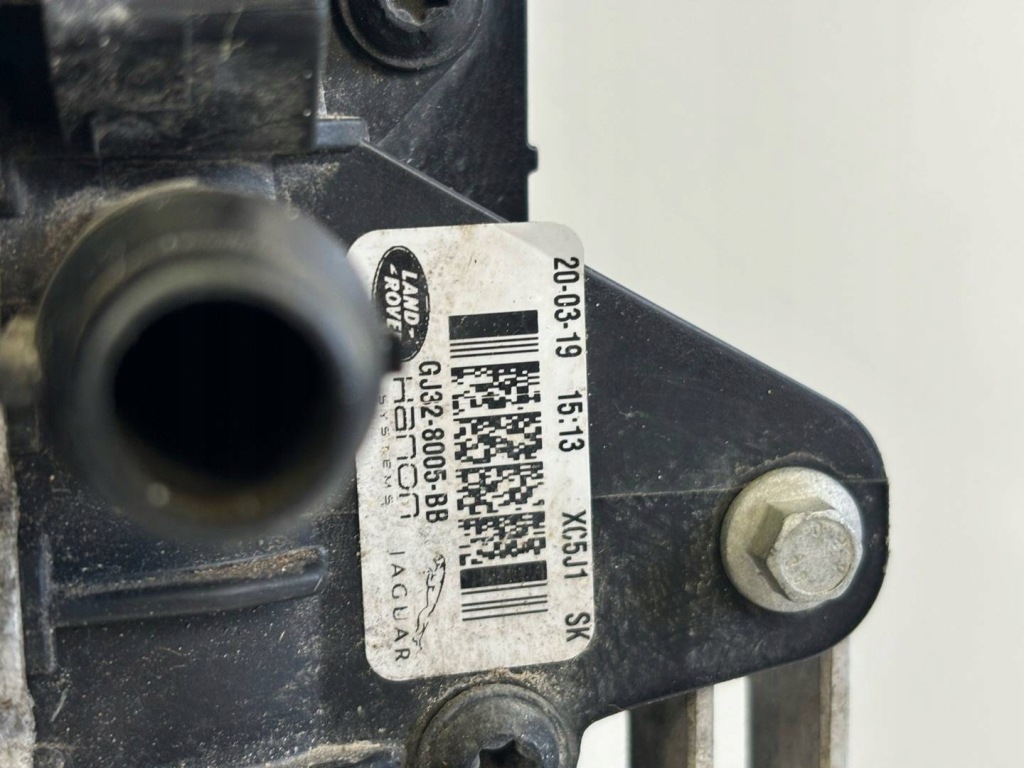 Комплект радиатор jaguar e-pace 2020 j9c319710aa Киев