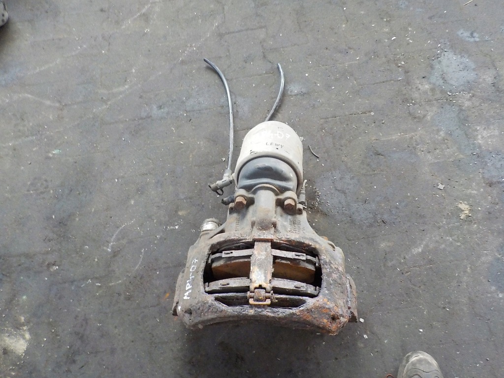 фото №1, Mercedes actros супорт гальмівний лівий 202146d