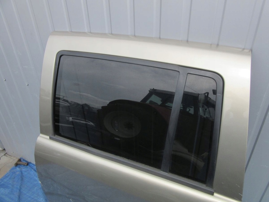 фото №6, Dodge durango ii 2007 скло з двері ліва права задня