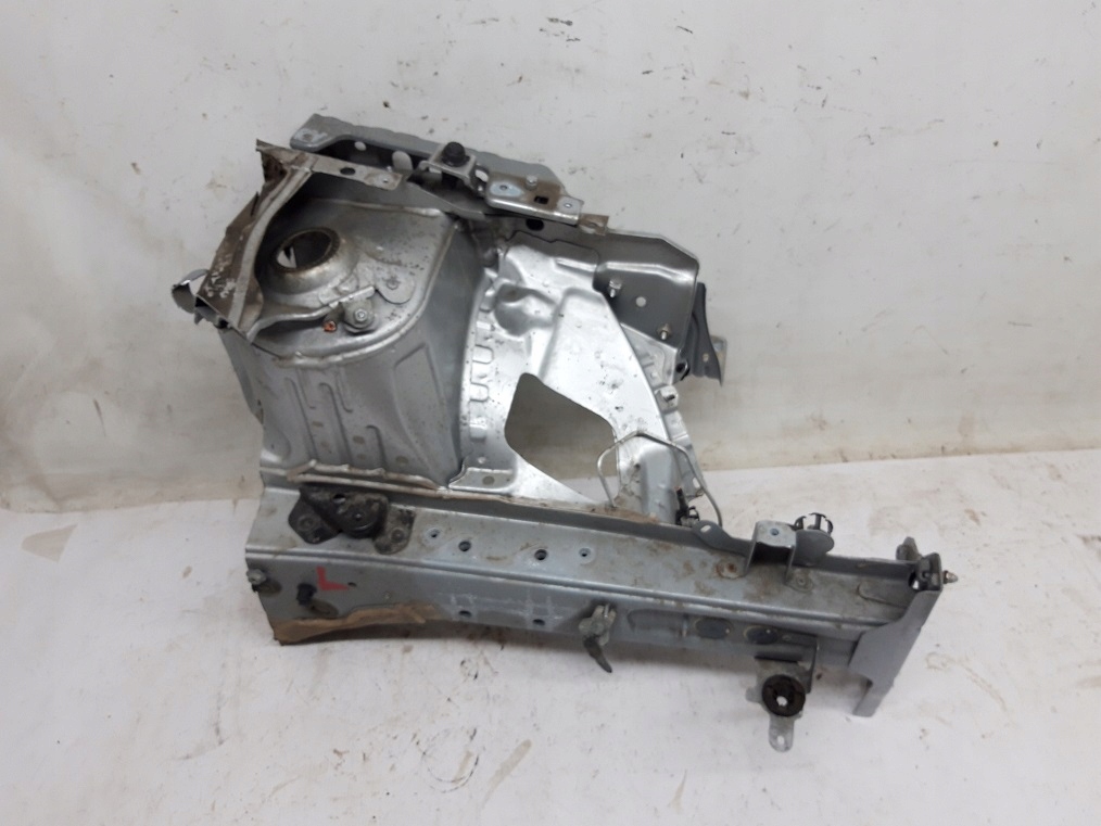 фото №1, Renault clio v 2019-25 лонжерон левая