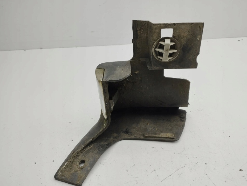 фото №3, Mazda cx-7 2011 права сторона бризковики передні