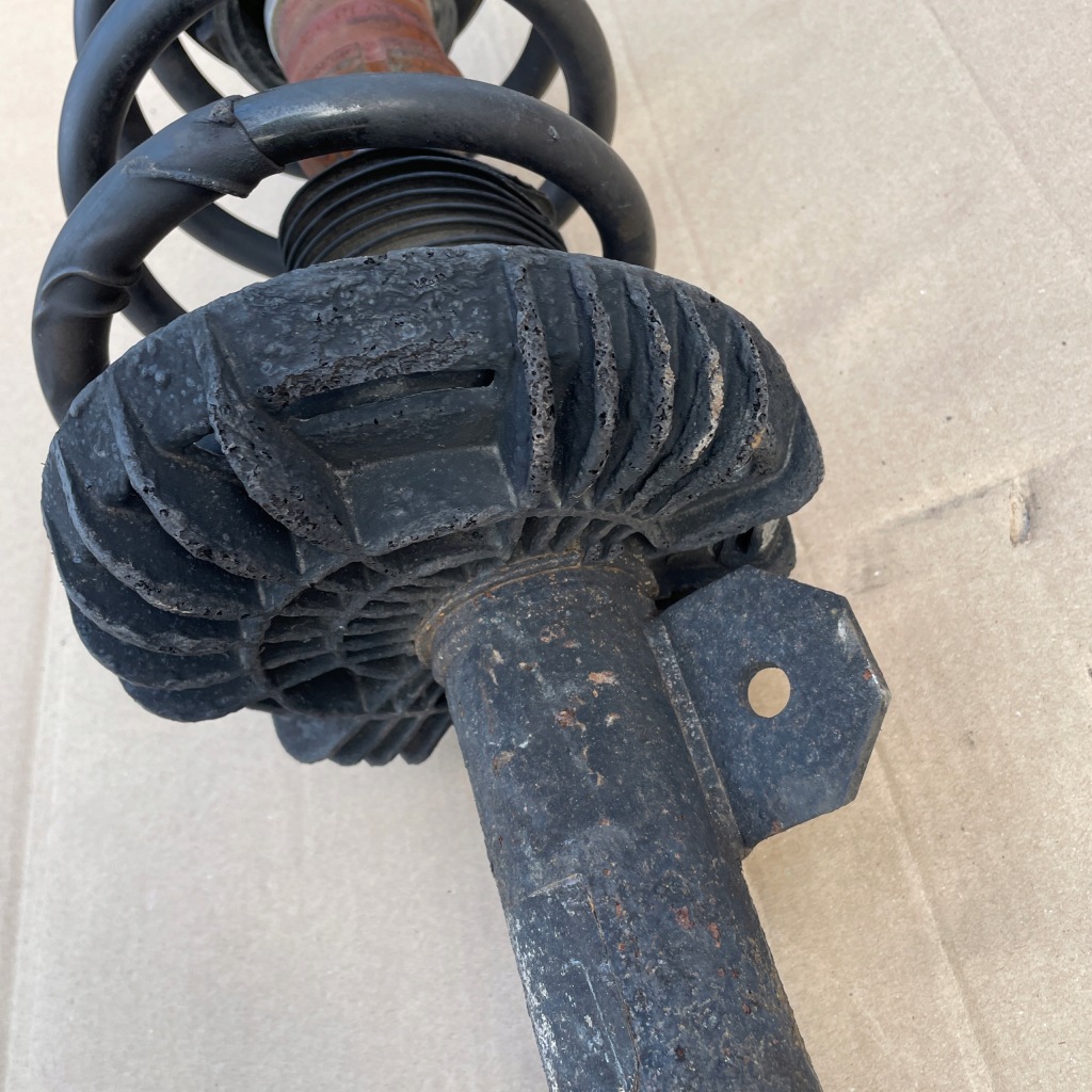 Купити Mercedes w447 v klasa vito поворотний кулак амортизатор ліва ліва перед 4473320401