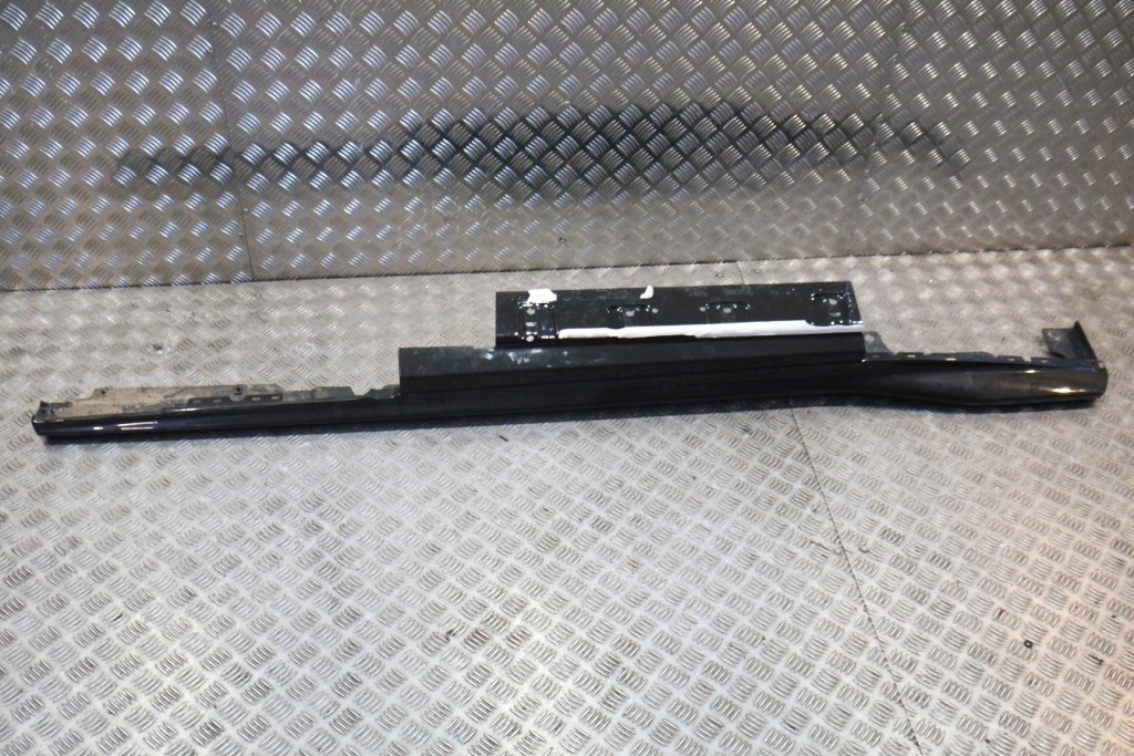 Купить Молдинг порог левая карбон ferrari 812 891302 gts 1 2