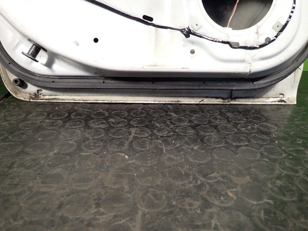 фото №11, Дверь левая задние subaru impreza iii hb 09r