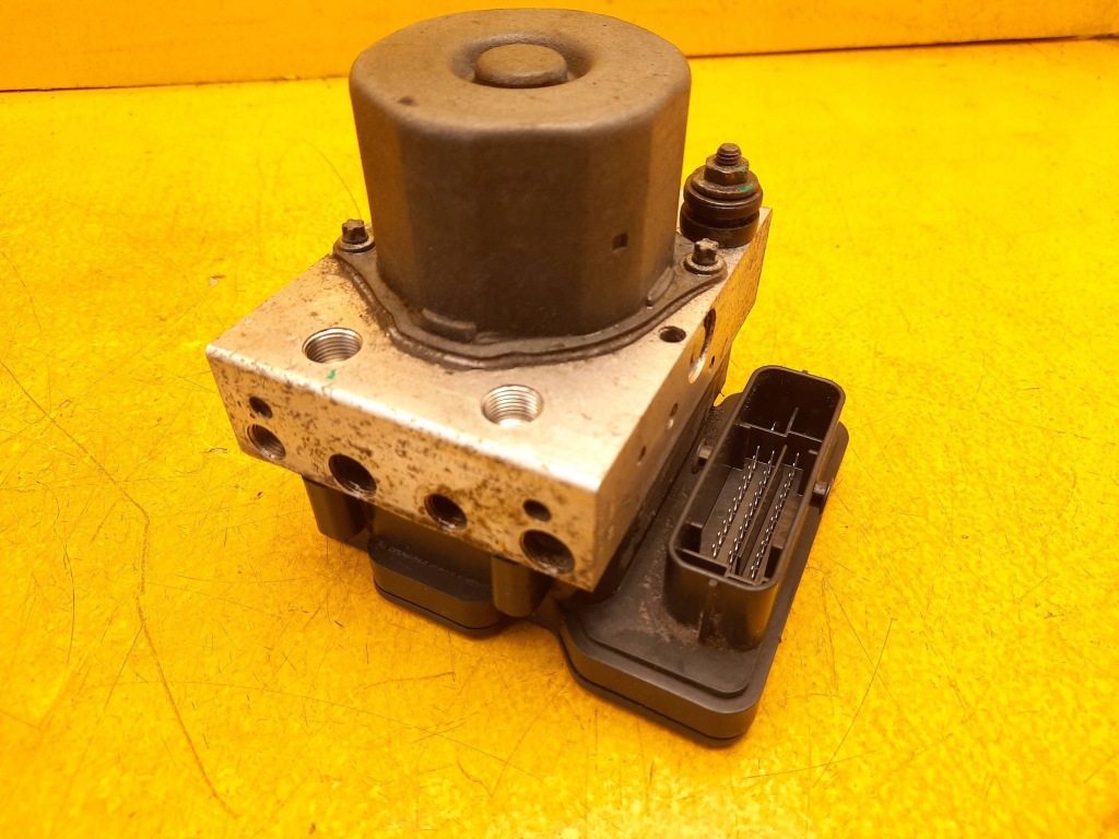 Купить Tesla model s насос abs 1037797-00-a