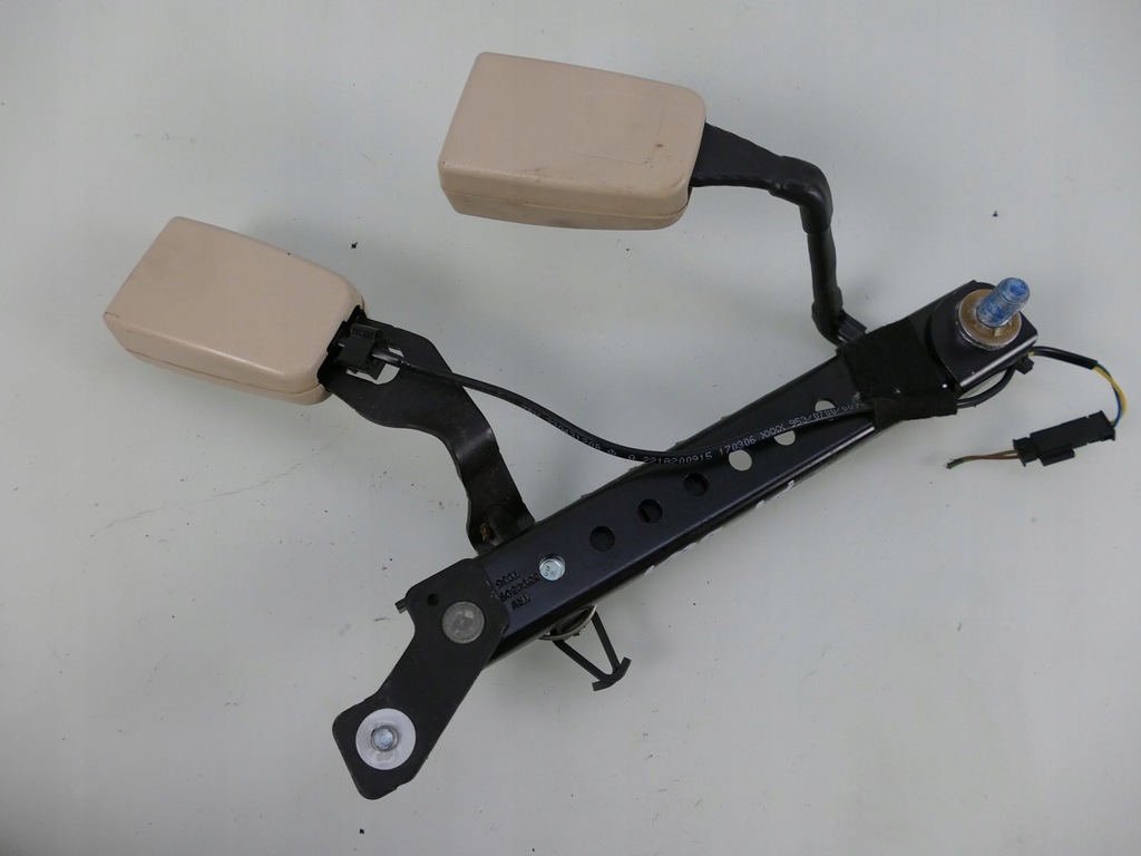 фото №1, Mercedes s w221 long клипса поперечина пряжка правый задняя