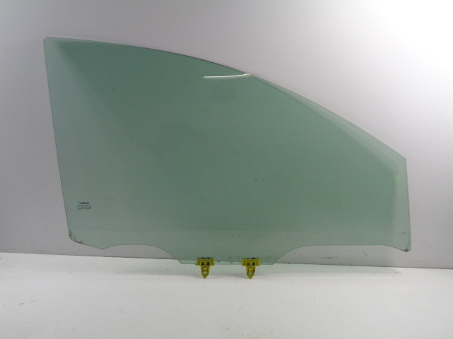 фото №1, Nissan note i e11 07r стекло дверь перед правая