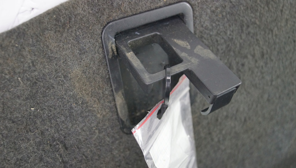 фото №5, Обшивка багажника audi a4 b6 cabrio 8h0863463