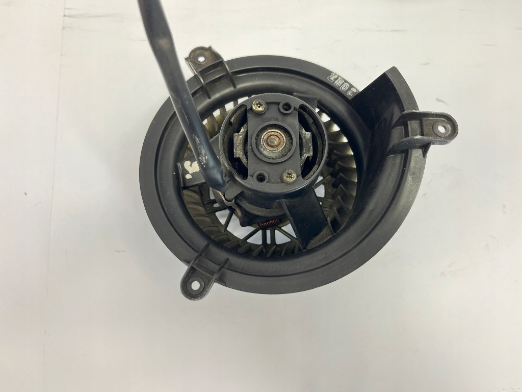 фото №8, Повітродувка вентилятор вентилятор mercedes w201 bez кондиціонер bez кондиціонера