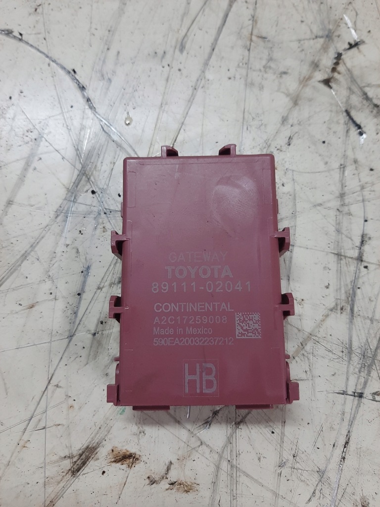 фото №1, Модуль шлюз toyota corolla e21 89111-02041 блок управления