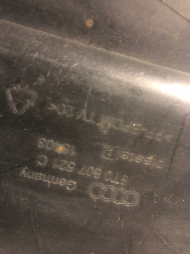 Audi a5 s-line 8t0807521c спойлер дифузор накладка бампер задня Недорого