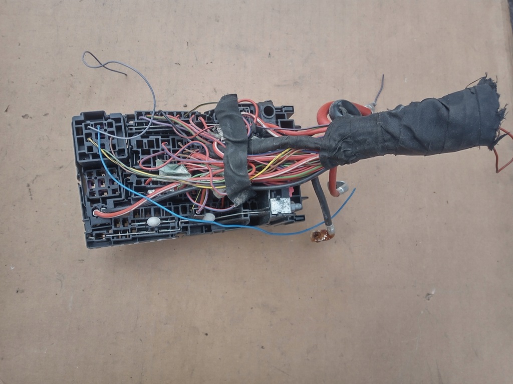 фото №8, Vw коробка предохранителей 5q0937125c 5q0937125d