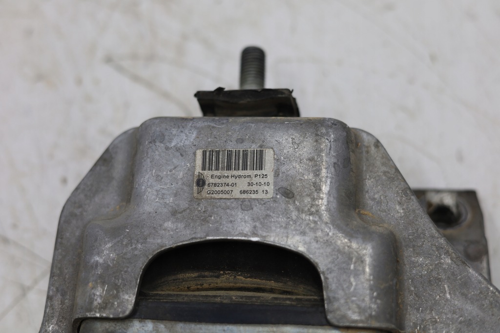 фото №3, Кронштейн подушка двигуна 6782374 mini cooper s r55 r56 r57 1.6t 08-13