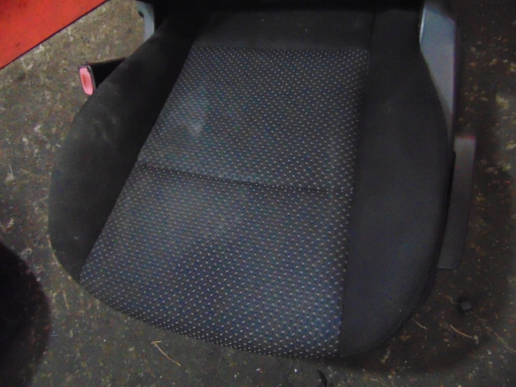 фото №8, Hyundai i30 i fd 07- сиденья левый правый заднее сиденье kpl