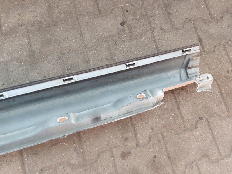 фото №13, Volvo c30 r-design молдинг порог левая 614-46