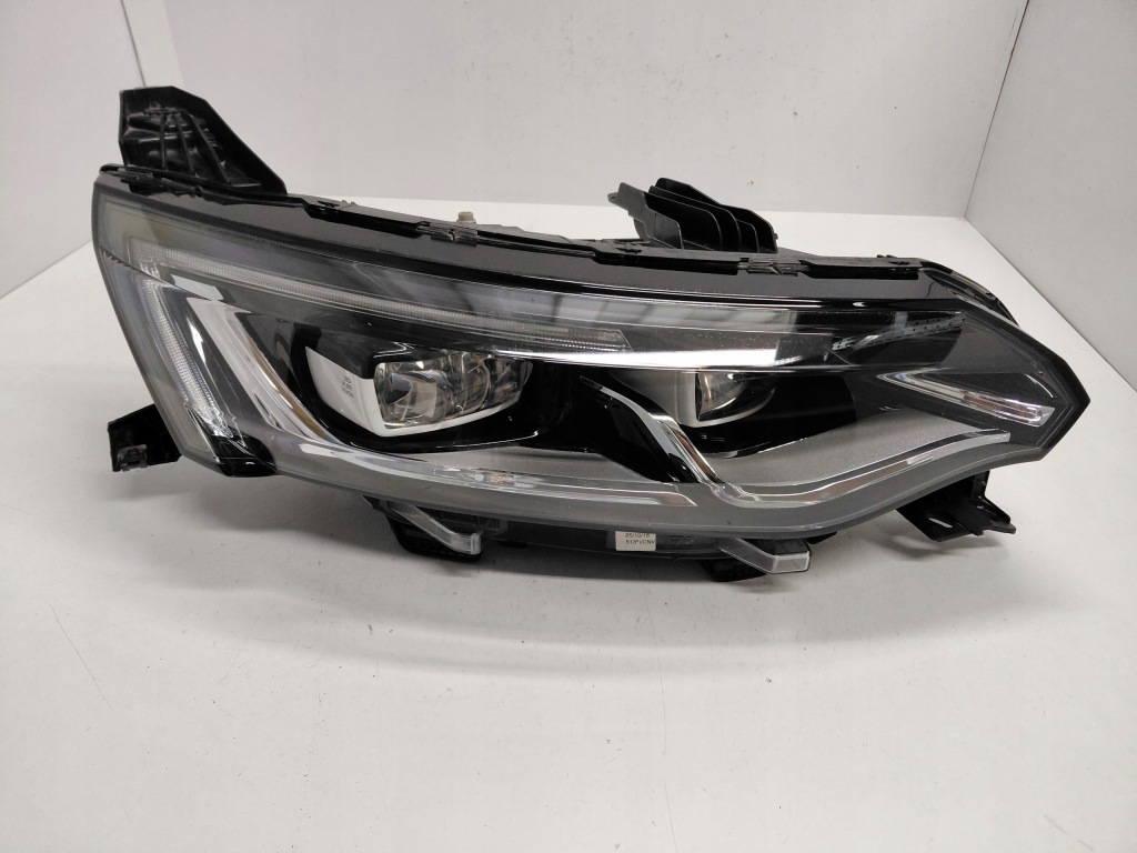 фото №1, Renault talisman full led лампа права