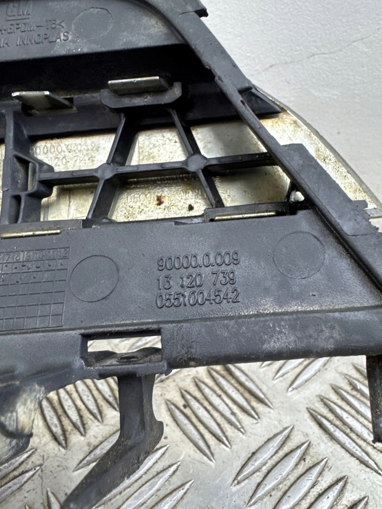 фото №8, Opel signum 2004 решітка протитуманної фари