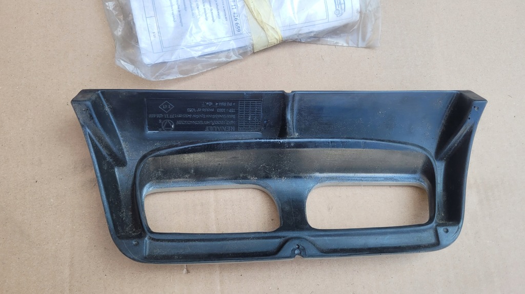 фото №4, Решітка радіатора дифузор вихлоп renault clio iii //