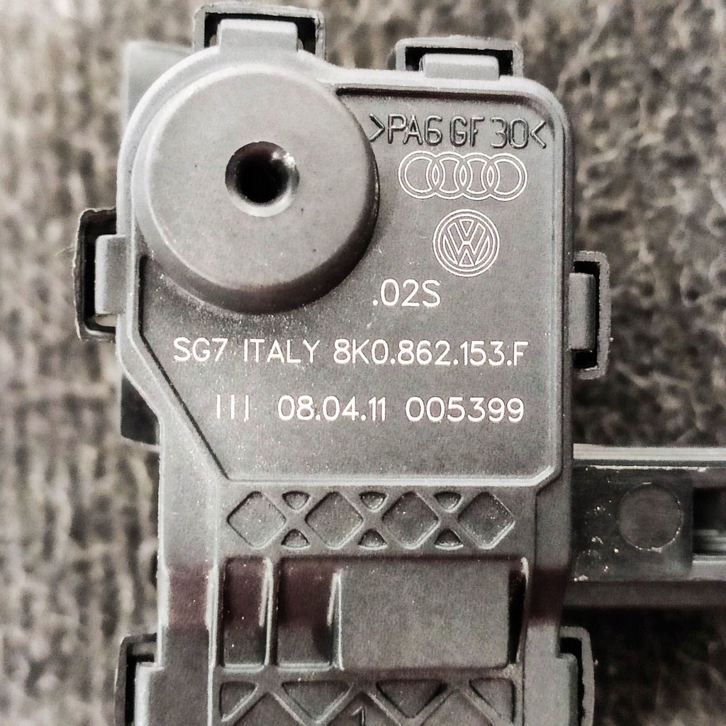 фото №7, Audi a4 s4 b8 8k 2011 привод крышка заливной топлива