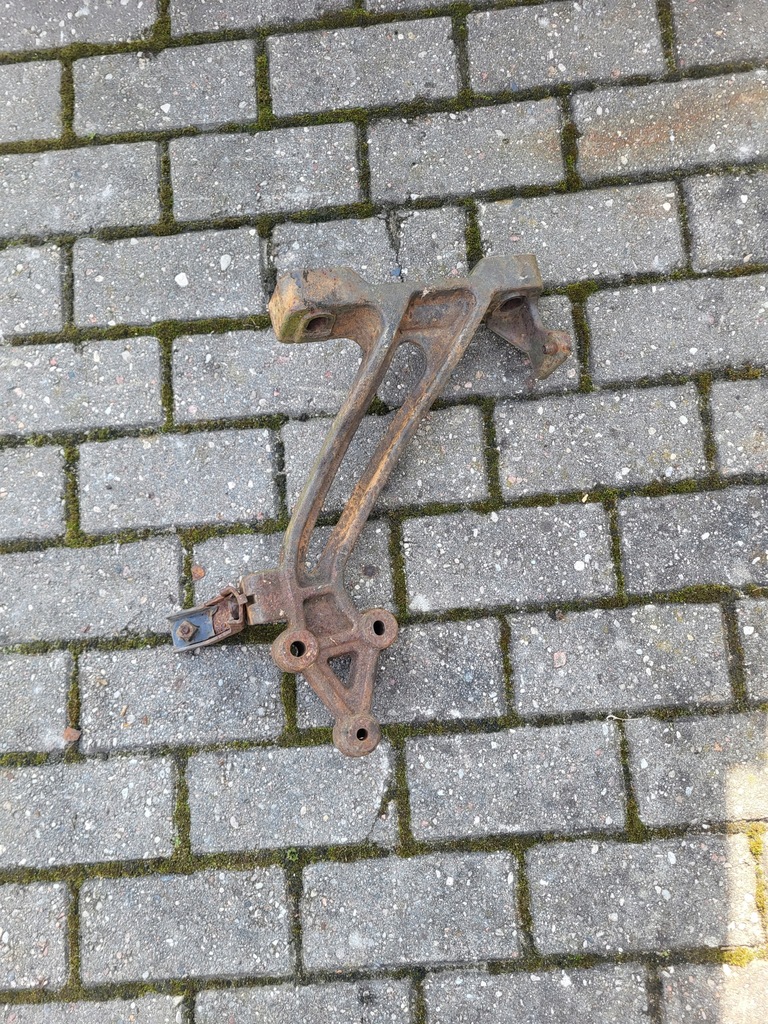 фото №1, Кронштейн глушителя катализатор scania r 1497657