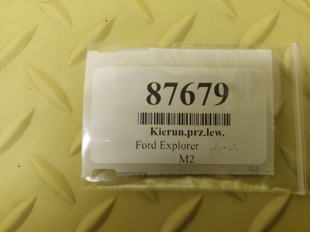 фото №10, Ford explorer i поворотник левый перед