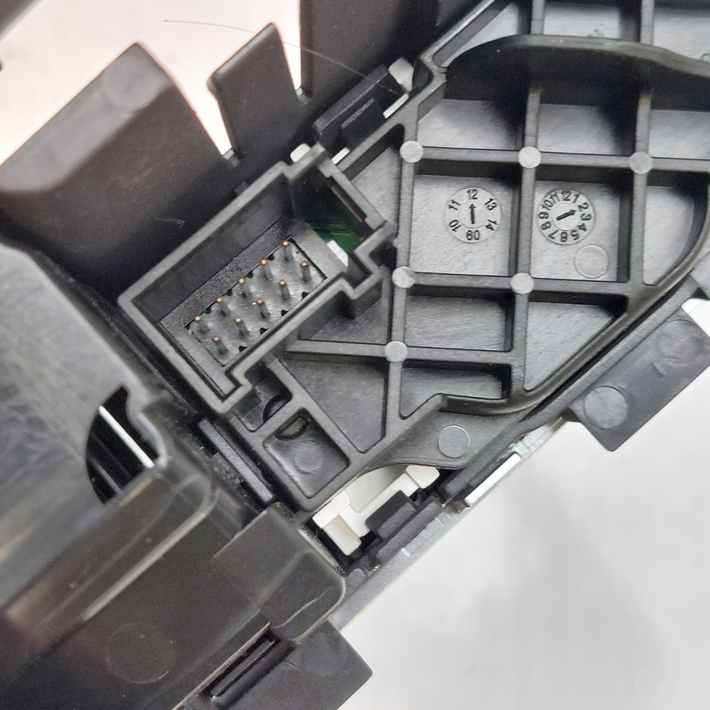 фото №12, Audi a7 панель керування радіо навігації рамка важіль перемикання передач 4g2919610b anglik