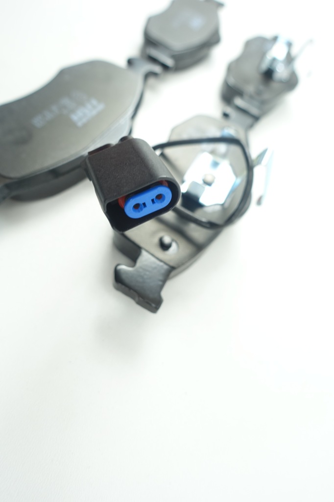 Тормозные колодки тормозные trw gdb1108 Недорого