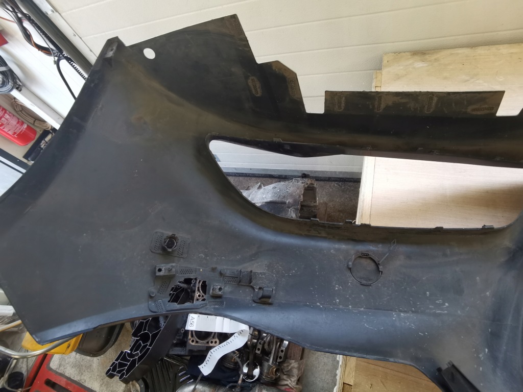 Alfa romeo gulia - бампер передний чёрный в Украине