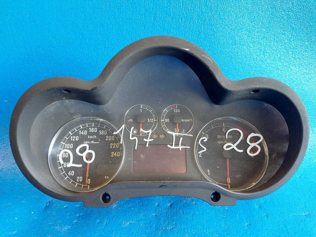 фото №1, Счетчик приборы alfa romeo 147 156056617