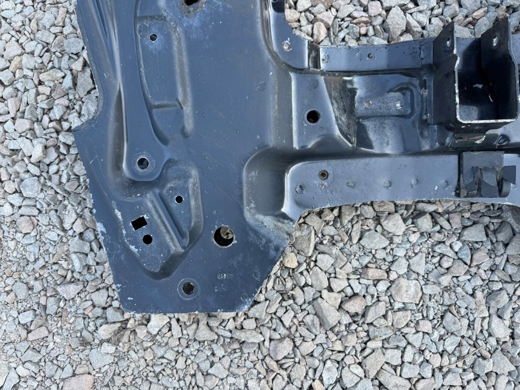 Подрамник подвеска передний подрамник подрамник подрамник citroen c3 picasso 08- с Разборки