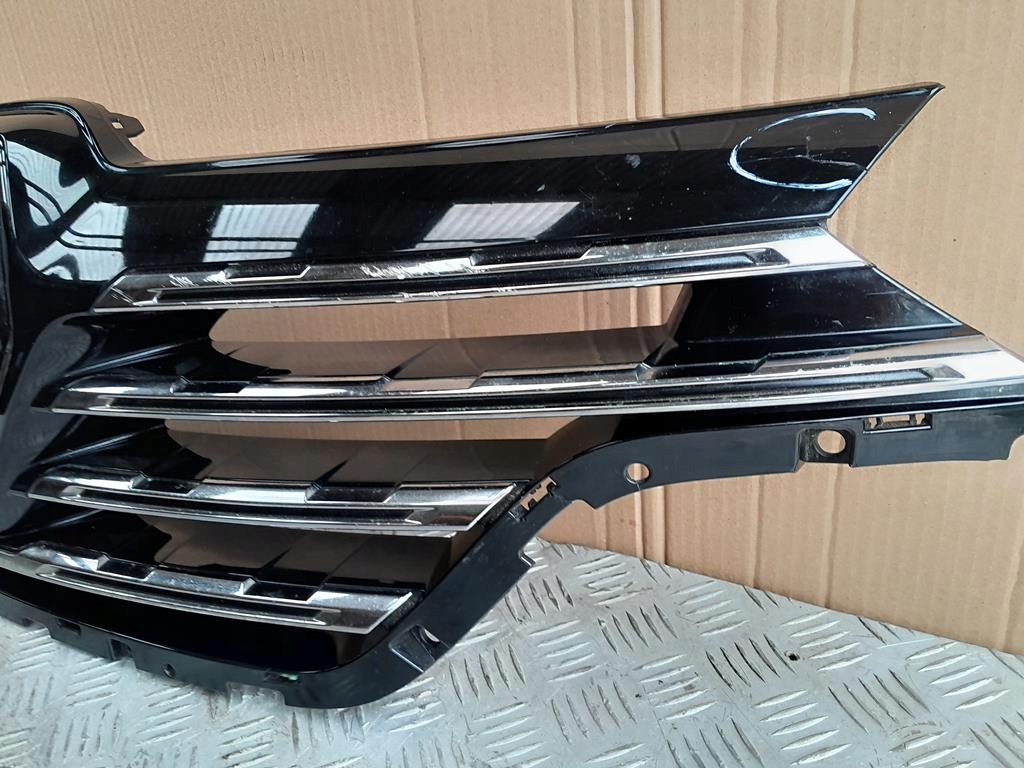 фото №9, Renault koleos hc 2 ii 17- решітка радіатора решітка радіатора бампера передня перед оригінальний номер